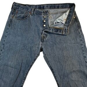 Levi Strauss & Co 501 Mens Jeans W38 L32 Button Fly Blue Denim Classic Fit